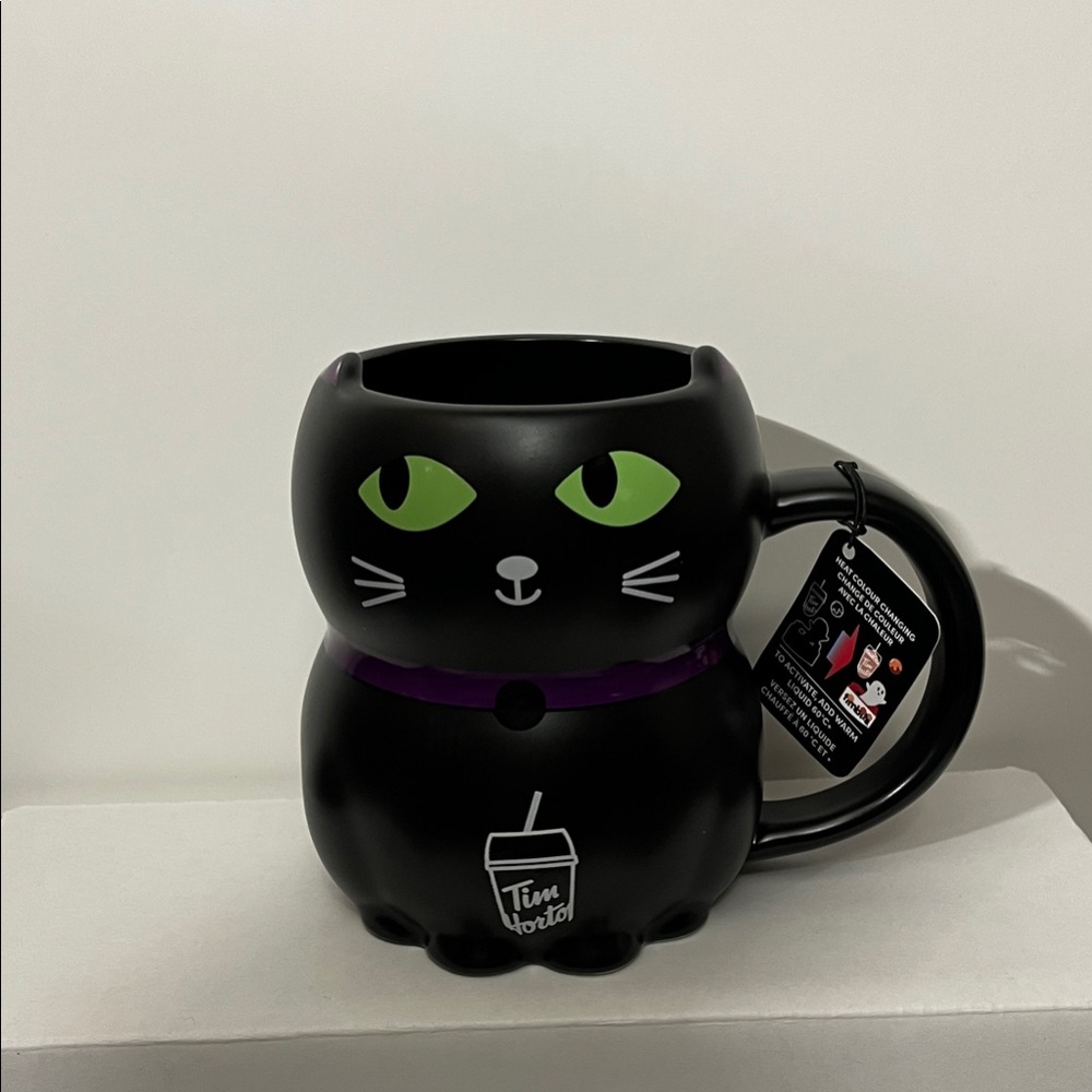 Heat Activated 20 oz Color Changing Black Cat Mug Halloween Collection